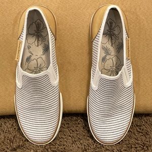 Tommy Bahama Women’s Canvas Striped Shoes
